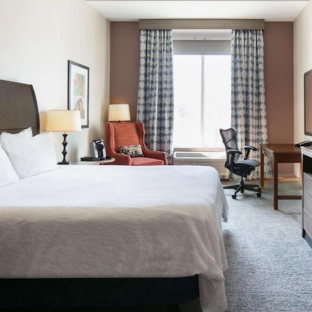 Hilton Garden Inn Manhattan Kansas Bagian luar foto