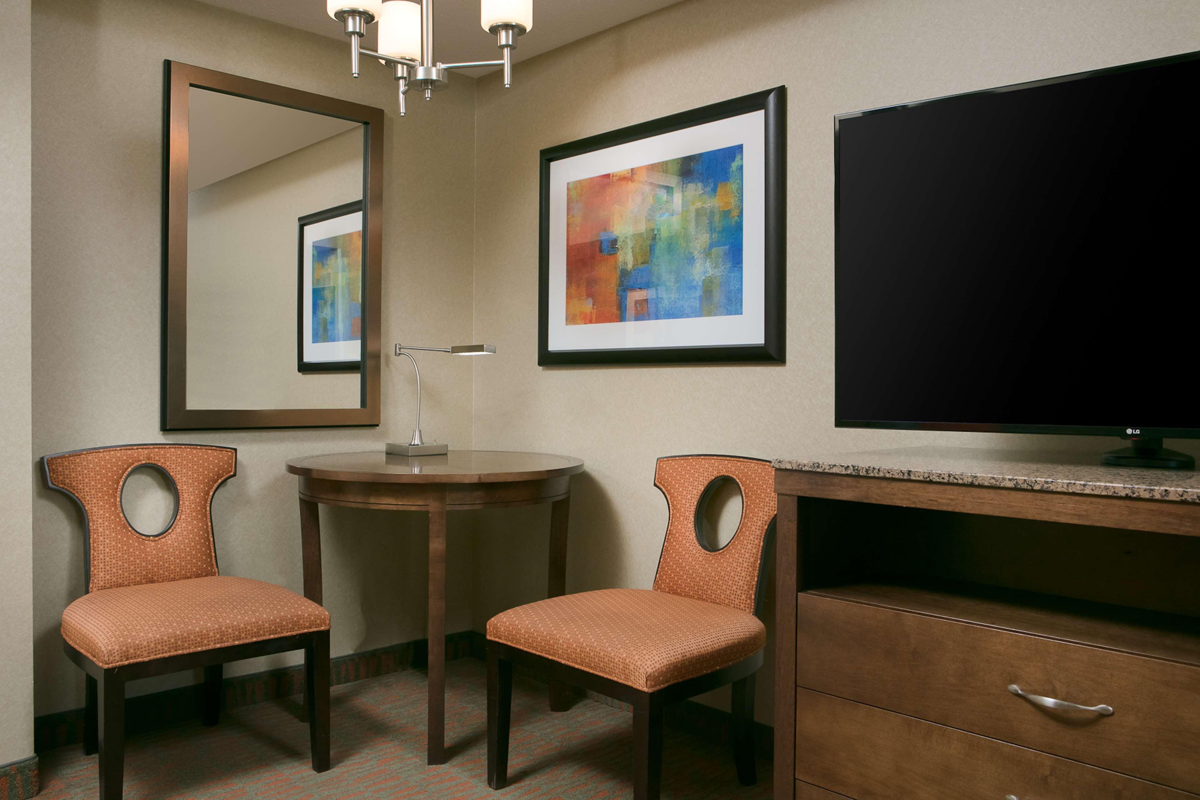 Hilton Garden Inn Manhattan Kansas Bagian luar foto