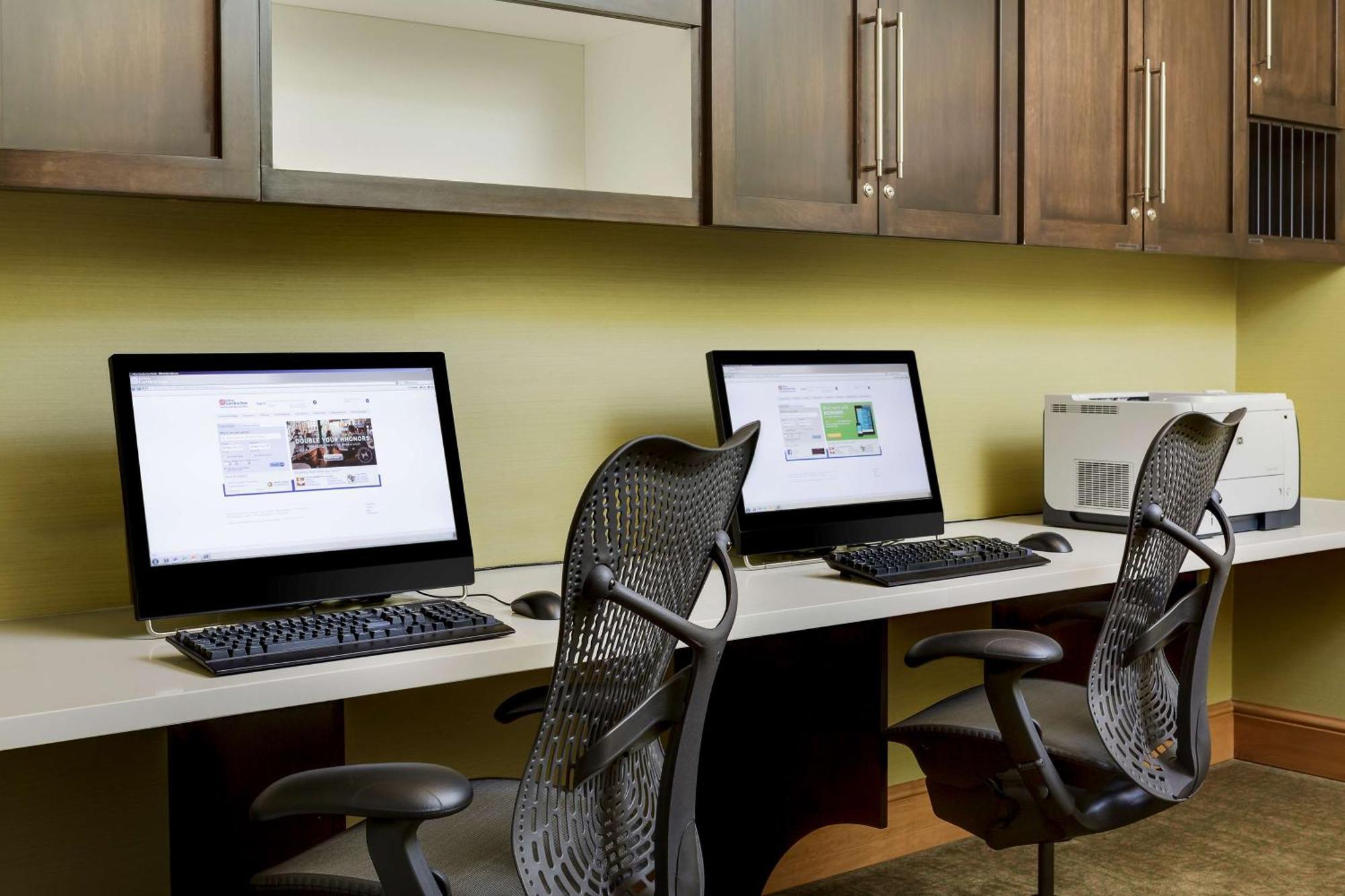 Hilton Garden Inn Manhattan Kansas Bagian luar foto