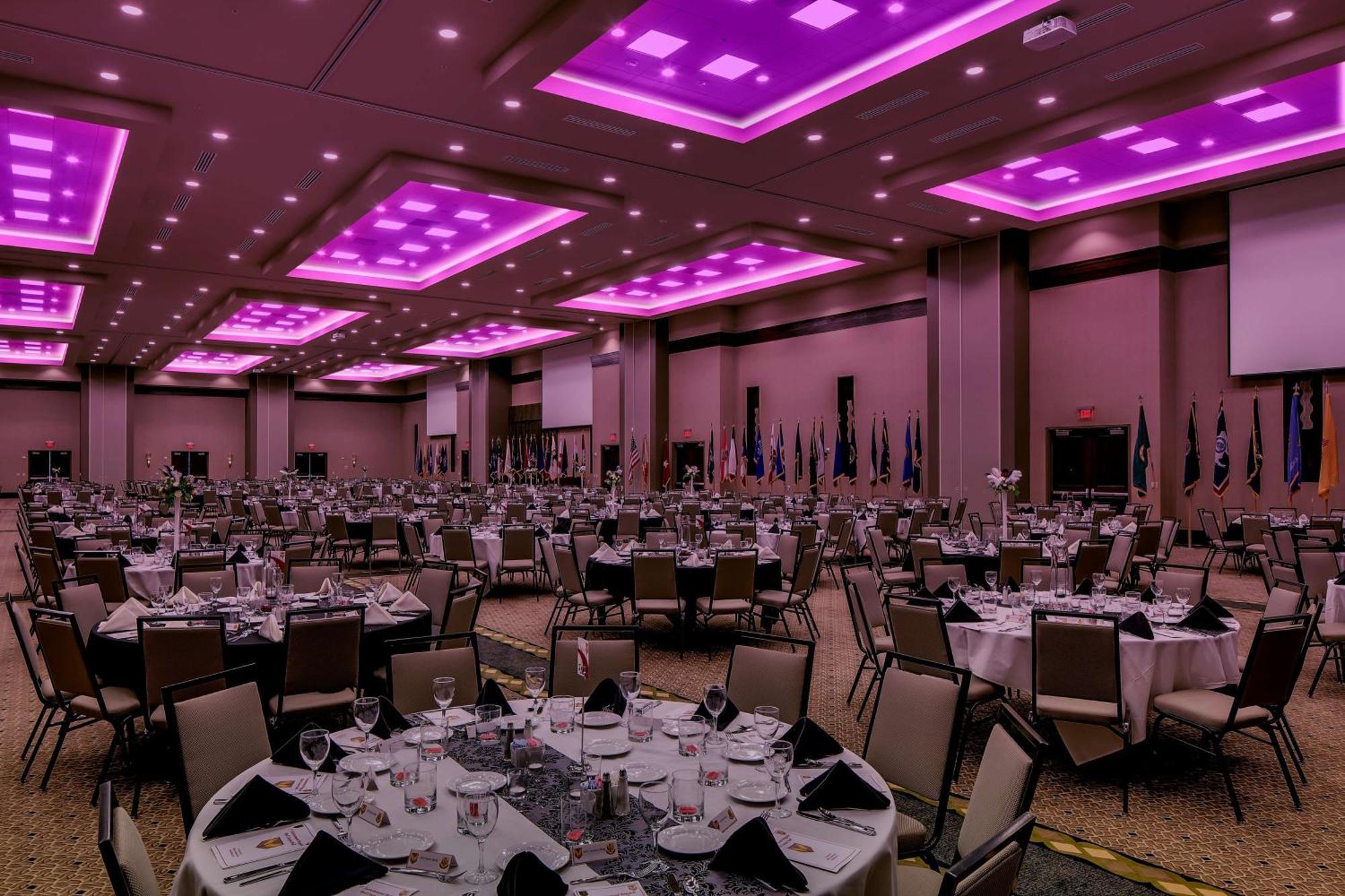 Hilton Garden Inn Manhattan Kansas Bagian luar foto