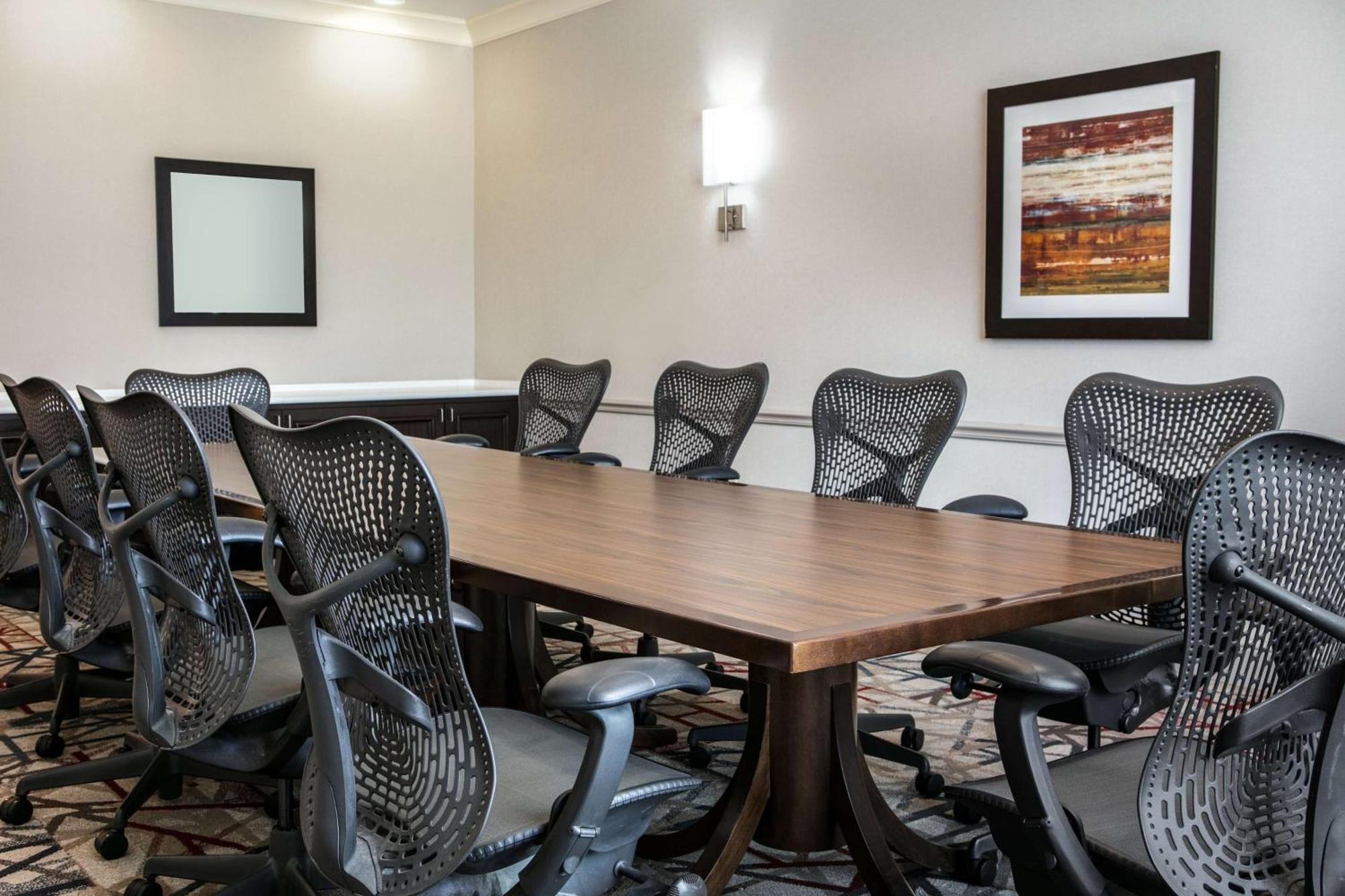Hilton Garden Inn Manhattan Kansas Bagian luar foto