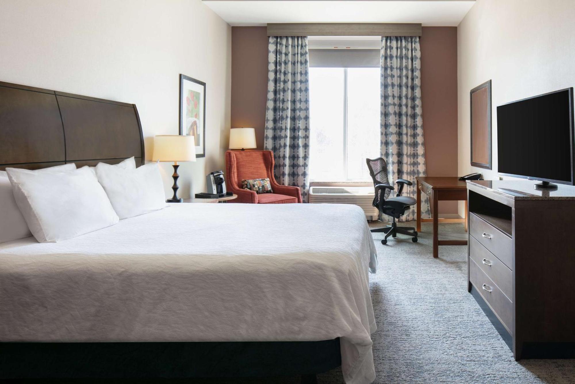Hilton Garden Inn Manhattan Kansas Bagian luar foto