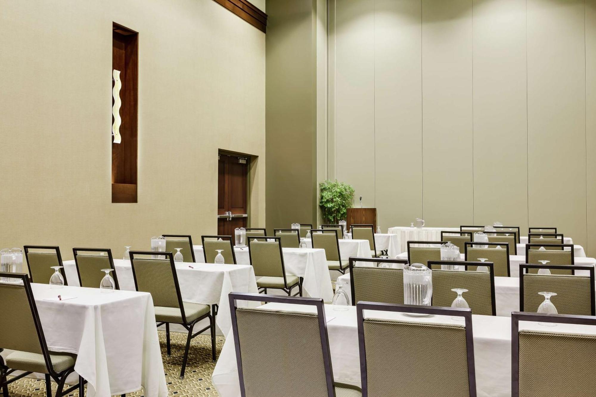 Hilton Garden Inn Manhattan Kansas Bagian luar foto