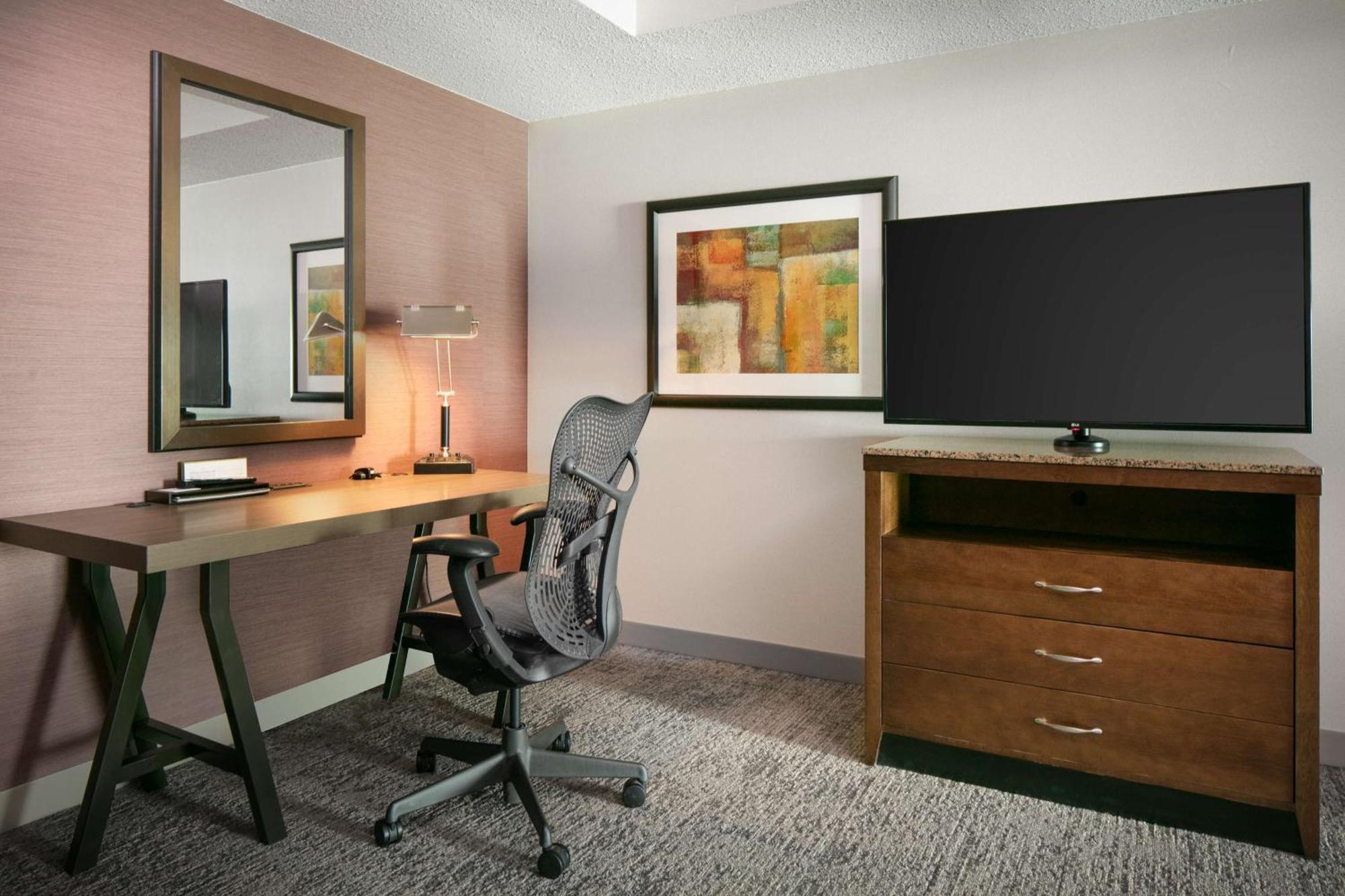 Hilton Garden Inn Manhattan Kansas Bagian luar foto