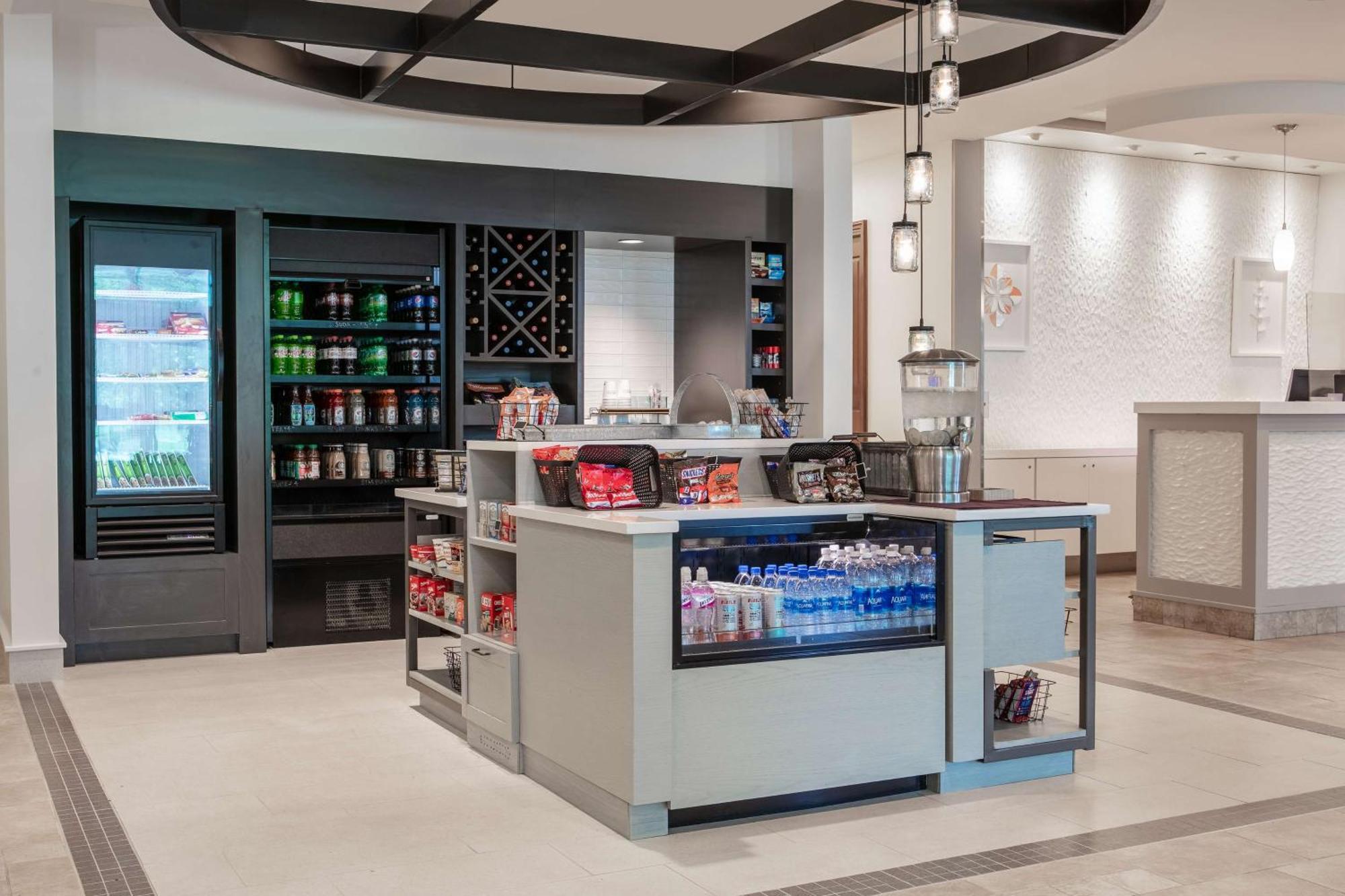Hilton Garden Inn Manhattan Kansas Bagian luar foto