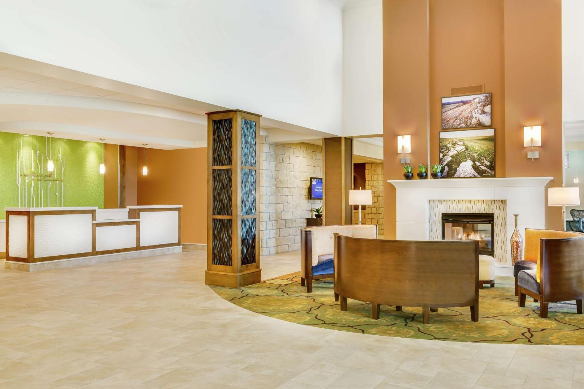 Hilton Garden Inn Manhattan Kansas Bagian luar foto